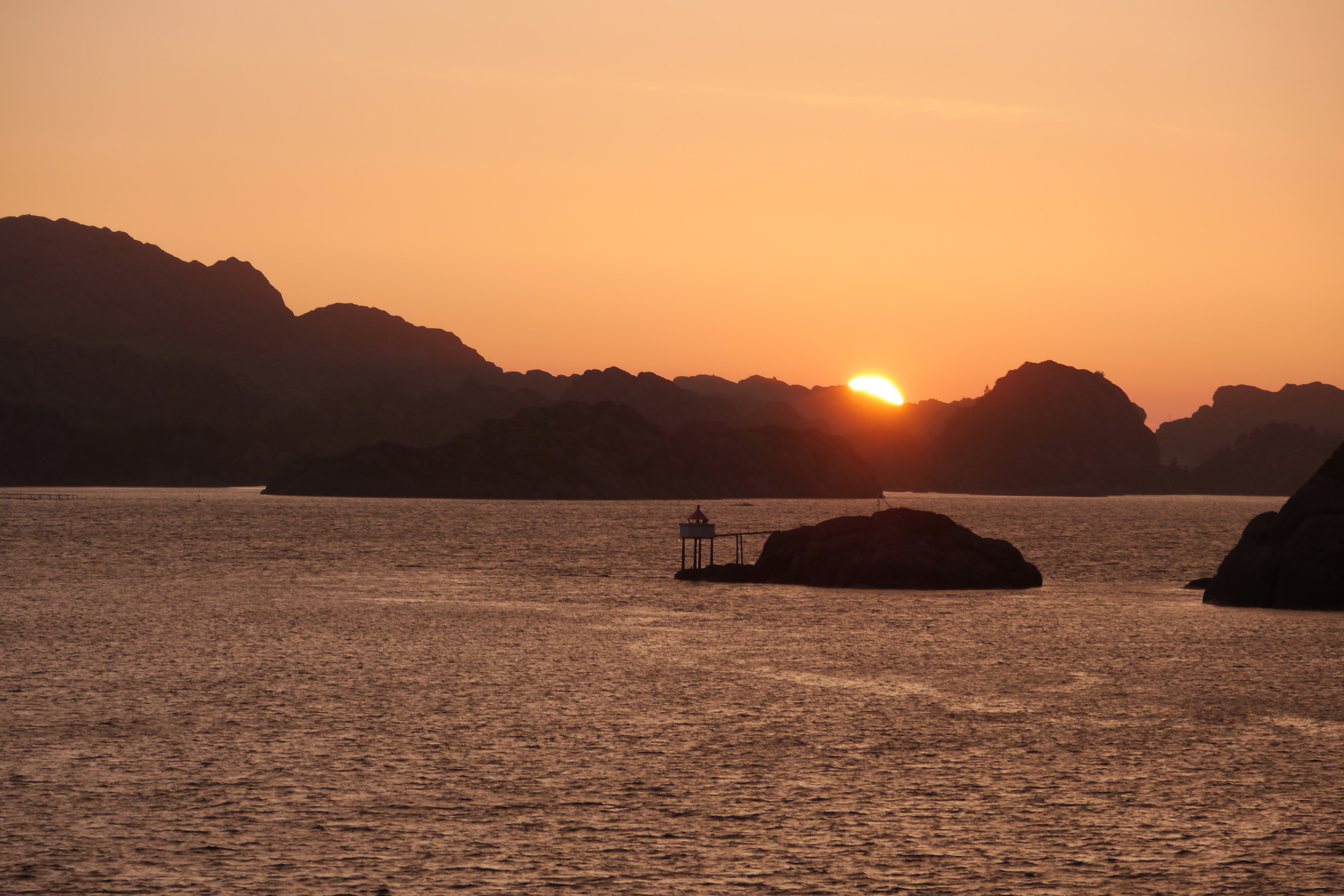 Der erste Reisetag mit einem Traumhaften Sonnenuntergang